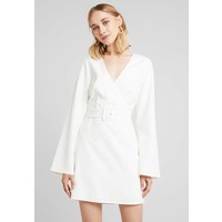 NA-KD LINN AHLBORG OPEN BACK MINI DRESS Sukienka letnia white NAA21C051