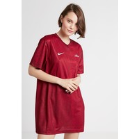 Nike Sportswear DRESS Sukienka z dżerseju team red/red crush NI121C01B