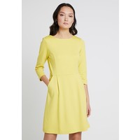 More & More DRESS SHORT Sukienka z dżerseju sunshine yellow M5821C0CI