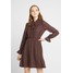 Vero Moda VMZENAC SHORT DRESS Sukienka letnia madder brown/zenac VE121C1WQ
