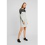 Vero Moda VMBLIMA BOATNECK DRESS Sukienka dzianinowa light grey melange/black VE121I15U