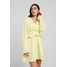 NA-KD JULIAWIENIAWA SMOCKED DETAILED DRESS Sukienka letnia bright yellow NAA21C078