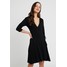 Dorothy Perkins Petite WRAP DRESS Sukienka z dżerseju black DP721C09B