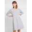Vila VIRIL PLEATED DRESS Sukienka dzianinowa light grey melange V1021C1NY