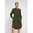 Monki AUGUSTINA DRESS Sukienka koszulowa dark green MOQ21C05A