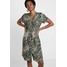 Dorothy Perkins CRISSY CAMO SHORT SLEEVE DRESS Sukienka koszulowa khaki DP521C22L