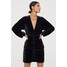 H&M Aksamitna sukienka z jedwabiem 0791614001 Ciemnogranatowy