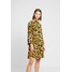 Monki MOA SHIRTDRESS UNIQUE Sukienka koszulowa green dark MOQ21C041