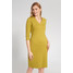 Quiosque Dzianinowa limonkowa sukienka z kieszeniami 4JL007900