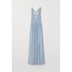 H&M Długa sukienka plisowana 0718086002 Jasny bladobłękitny