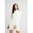 Hollister Co. TURTLENECK DRESS Sukienka dzianinowa cream H0421C01R