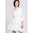 Monnari Rozkloszowana sukienka z ażurowymi wstawkami 20L-DRE1010-K000