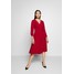DKNY RUCHED COVERED BUTTON SLEEVE FAUX WRAP FIT & FLARE Sukienka z dżerseju scarlet DK121C08O