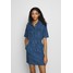 Miss Selfridge ELASTIC WAIST SHIRT DRESS Sukienka jeansowa mid blue MF921C0SJ