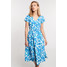 Quiosque Rozkloszowana sukienka w niebieskie kwiaty z dekoltem 4JE010110