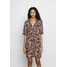 Monki NELLY DRESS Sukienka koszulowa light brown MOQ21C07F