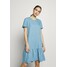 Marc O'Polo DENIM DRESS FEMININE RUFFLE AT HEM LOOSE SLEEVE Sukienka jeansowa light-blue denim OP521C032