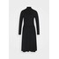 Calvin Klein FLARE DRESS Sukienka dzianinowa black 6CA21C027