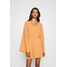 Missguided TEXTURED PLUNGE FLARE SLEEVE DRESS Sukienka letnia orange M0Q21C1N1