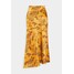 Glamorous ASYMMETRICAL TIERED MIDAXI SKIRT WITH FRONT SPLIT Spódnica trapezowa ochre/rose GL921B062