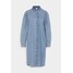 Monki ELENA DRESS Sukienka jeansowa blue medium dusty MOQ21C0A2
