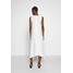 Marc O'Polo PURE V NECK SLEEVELESS ASYMETRICAL HEM DRESS Długa sukienka natural white M3X21C00M