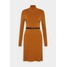 Esprit Collection Sukienka dzianinowa rust brown ES421C1BJ