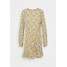 Missguided Tall RUCHED SIDE BUTTON TEA DRESS FLORAL Sukienka letnia mustard MIG21C094