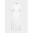 Missguided Petite SHAPED PLACKET SHIRT DRESS Sukienka koszulowa white M0V21C0J7