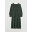 H&M H&M+ Kopertowa sukienka 0790505006 Ciemna zieleń khaki