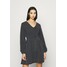 Missguided WASHED BALLOON SLEEVE SKATER DRESS Sukienka jeansowa black M0Q21C1T2