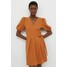 H&M Kopertowa sukienka z lnem 0954579001 Rdzawobrązowy