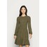 Vero Moda VMTAMMY SHORT DRESS Sukienka dzianinowa dark olive melange VE121C2CW