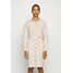 Selected Femme SLFMALVINA TONIA DRESS Sukienka koszulowa sandshell SE521C0UN