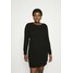 Vero Moda Curve VMVIGGA O-NECK DRESS Sukienka dzianinowa black VEE21C0AE