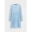 Vero Moda VMVIVIANA SHORT TIERED Sukienka jeansowa light blue VE121C2OC