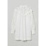 H&M Sukienka z haftem angielskim 0964466001 Biały