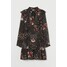 H&M Szyfonowa sukienka z falbanami 0897098001 Czarny/Kwiaty