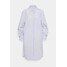 Marc O'Polo DRESS CHEST POCKET STRIPE PATCH HIDDEN BUTTONS Sukienka koszulowa off-white MA321C0O1-A11