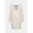 Vero Moda Petite VMDOFFY V NECK STRIPE DRESS Sukienka dzianinowa birch VM021C0CJ-B11