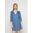 Vero Moda WRAP Sukienka jeansowa light blue denim VE121C2KD-K11