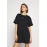 Nike Sportswear Sukienka z dżerseju black/white NI121C01U-Q11