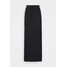 Vero Moda Tall VMAVA SKIRT Długa spódnica black VEB21B01S-Q12
