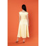 Quiosque Elegancka żółta sukienka 4SL003340