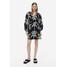 H&M Kopertowa sukienka z domieszką lnu - 1161640001 Czarny/Palmy