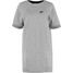 Nike Sportswear TECH FLEECE Sukienka z dżerseju carbon heather/dark grey/black NI121C000-C11