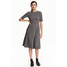 H&M Sukienka w strukturalny splot 0404396001 Czarny/Biały melanż