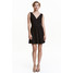 H&M Sukienka z dekoltem w serek 0470654002 Czarny