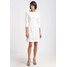 Armani Jeans Sukienka z dżerseju white AJ121C01Y