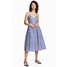 H&M Wyszywana sukienka z bawełny 0547636001 Biały/Niebieskie kwiaty